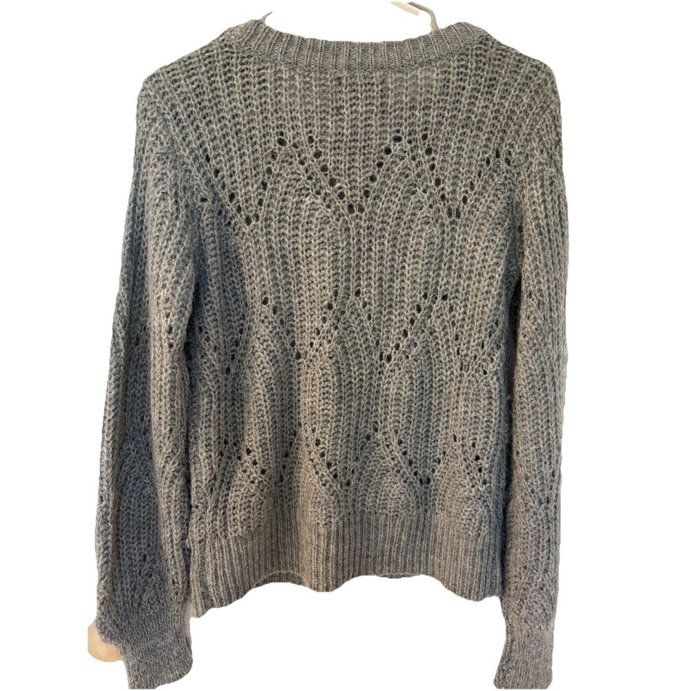 Women's Abercrombie & Fitch Gray Knit Sweater SZ S Soft